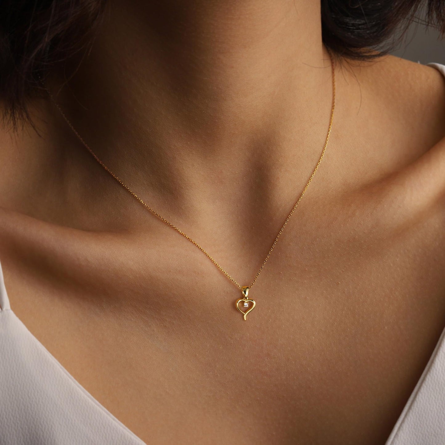 Dainty Gold Necklace for Women Girls Trendy - 14K Gold/Silver Plated Cute Heart Necklace for Women Handmade Heart Choker Necklace Tiny Heart Jewelry Gifts for Women Girls Teen Girls Stuff