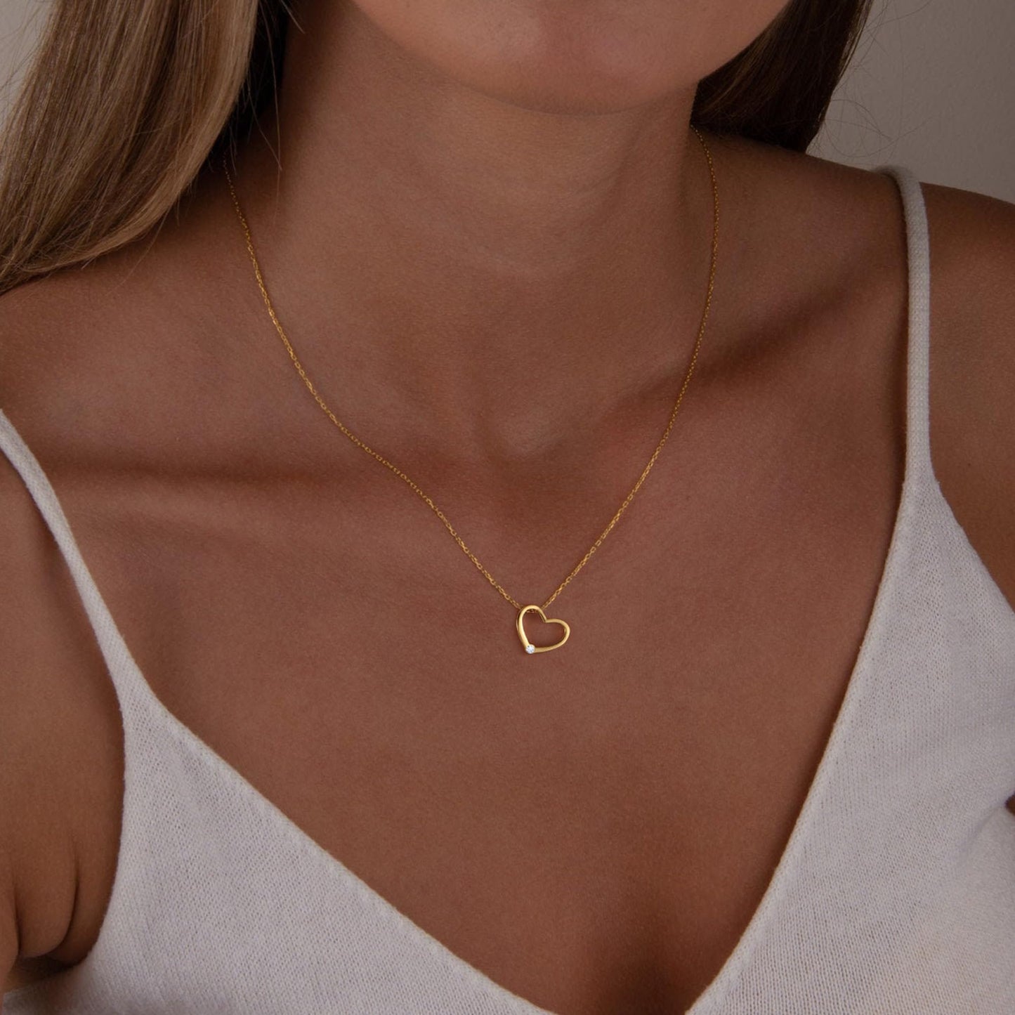 Dainty Gold Necklace for Women Girls Trendy - 14K Gold/Silver Plated Cute Heart Necklace for Women Handmade Heart Choker Necklace Tiny Heart Jewelry Gifts for Women Girls Teen Girls Stuff