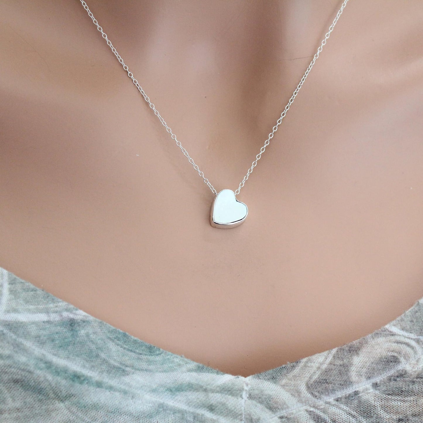 Dainty Gold Necklace for Women Girls Trendy - 14K Gold/Silver Plated Cute Heart Necklace for Women Handmade Heart Choker Necklace Tiny Heart Jewelry Gifts for Women Girls Teen Girls Stuff