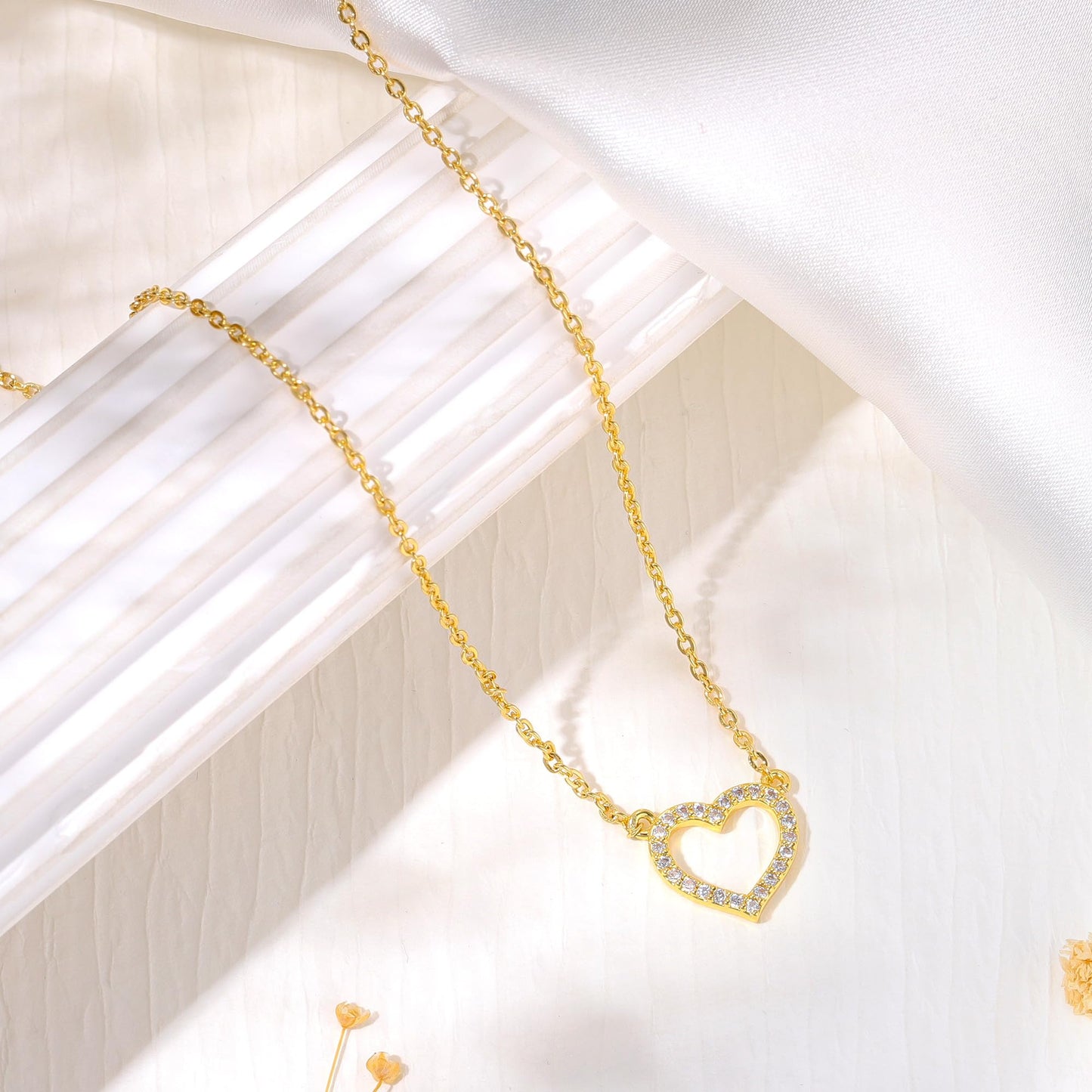 Dainty Gold Necklace for Women Girls Trendy - 14K Gold/Silver Plated Cute Heart Necklace for Women Handmade Heart Choker Necklace Tiny Heart Jewelry Gifts for Women Girls Teen Girls Stuff