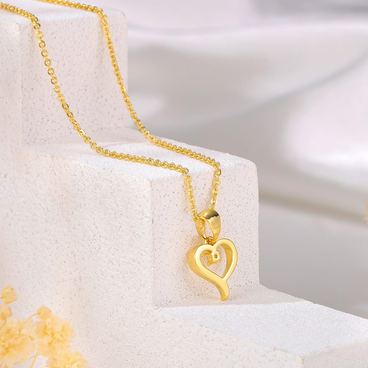 Dainty Gold Necklace for Women Girls Trendy - 14K Gold/Silver Plated Cute Heart Necklace for Women Handmade Heart Choker Necklace Tiny Heart Jewelry Gifts for Women Girls Teen Girls Stuff