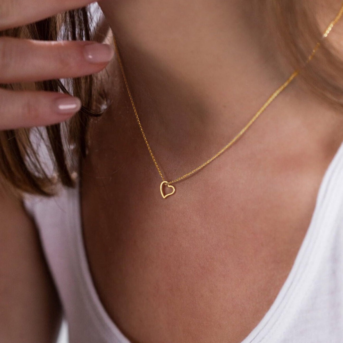 Dainty Gold Necklace for Women Girls Trendy - 14K Gold/Silver Plated Cute Heart Necklace for Women Handmade Heart Choker Necklace Tiny Heart Jewelry Gifts for Women Girls Teen Girls Stuff