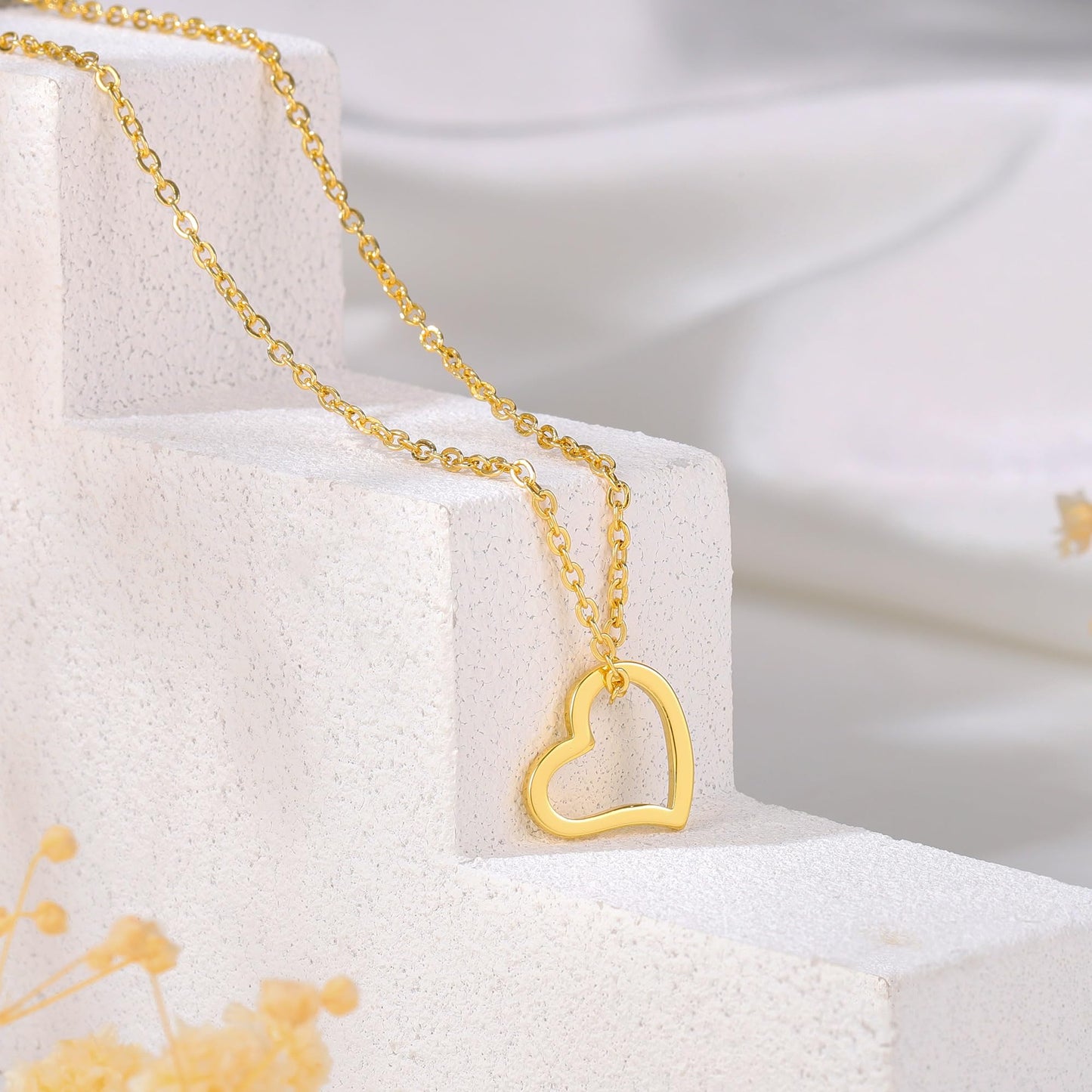 Dainty Gold Necklace for Women Girls Trendy - 14K Gold/Silver Plated Cute Heart Necklace for Women Handmade Heart Choker Necklace Tiny Heart Jewelry Gifts for Women Girls Teen Girls Stuff