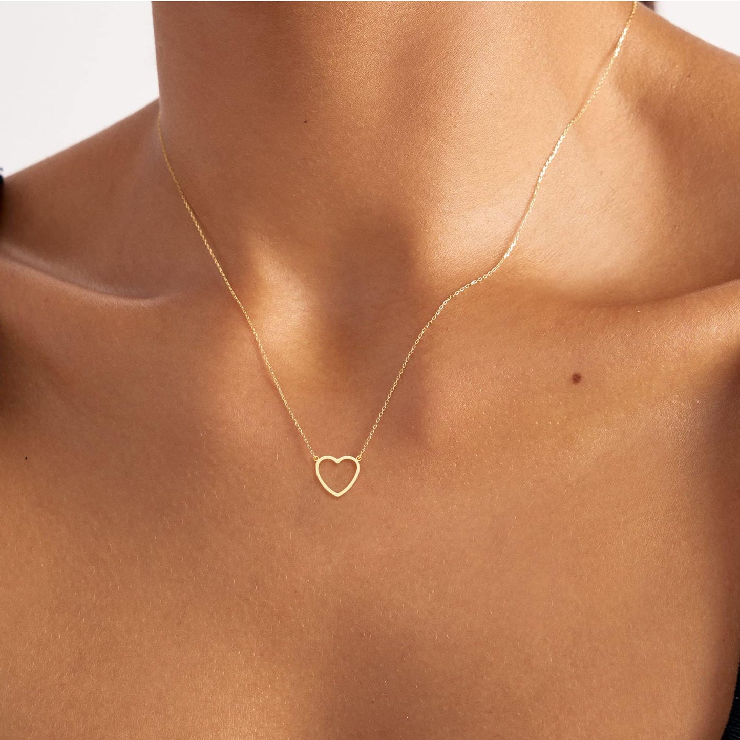 Dainty Gold Necklace for Women Girls Trendy - 14K Gold/Silver Plated Cute Heart Necklace for Women Handmade Heart Choker Necklace Tiny Heart Jewelry Gifts for Women Girls Teen Girls Stuff