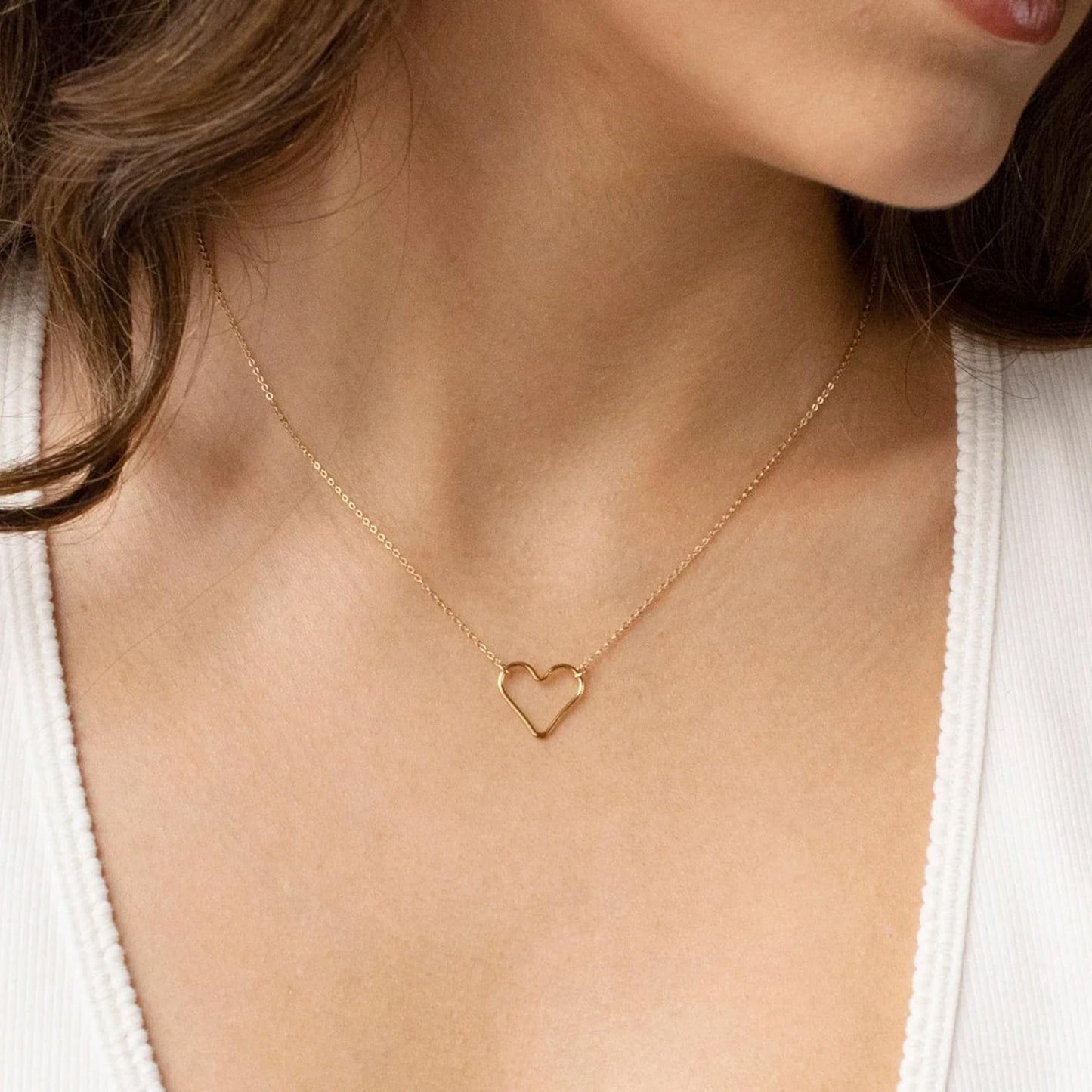 Dainty Gold Necklace for Women Girls Trendy - 14K Gold/Silver Plated Cute Heart Necklace for Women Handmade Heart Choker Necklace Tiny Heart Jewelry Gifts for Women Girls Teen Girls Stuff