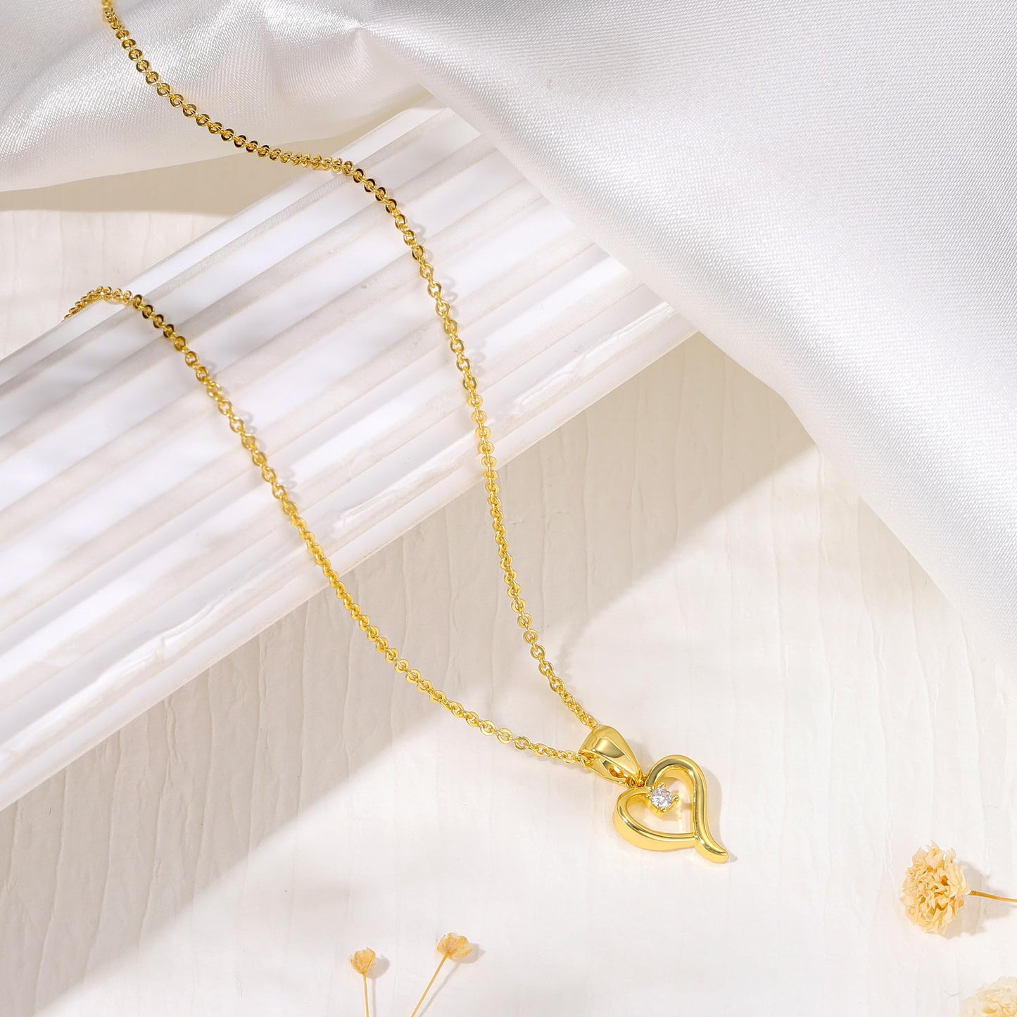 Dainty Gold Necklace for Women Girls Trendy - 14K Gold/Silver Plated Cute Heart Necklace for Women Handmade Heart Choker Necklace Tiny Heart Jewelry Gifts for Women Girls Teen Girls Stuff